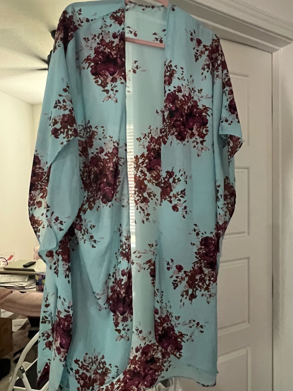 Light Blue Floral shawl - Relaxed Fit